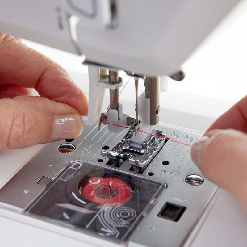 HUSQVARNA® VIKING® ONYX™ 25 Sewing Machine - Choice Fabrics957412112