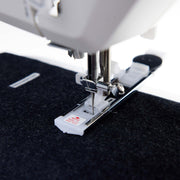 HUSQVARNA® VIKING® ONYX™ 25 Sewing Machine - Choice Fabrics957412112