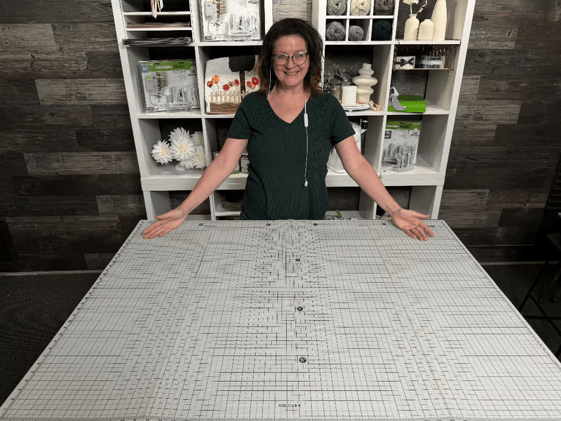 CUTTERPILLAR FLIP AND FOLD 48 SELF-HEALING CUTTING MAT - Choice FabricsCPP-FLIPNFOLD