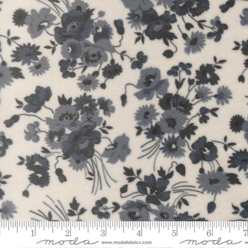 Nantucket Summer Cuddle Somerset Florals Cream Navy Polyester 44" / 45" Fabric per yard - Choice Fabrics55260-21QC