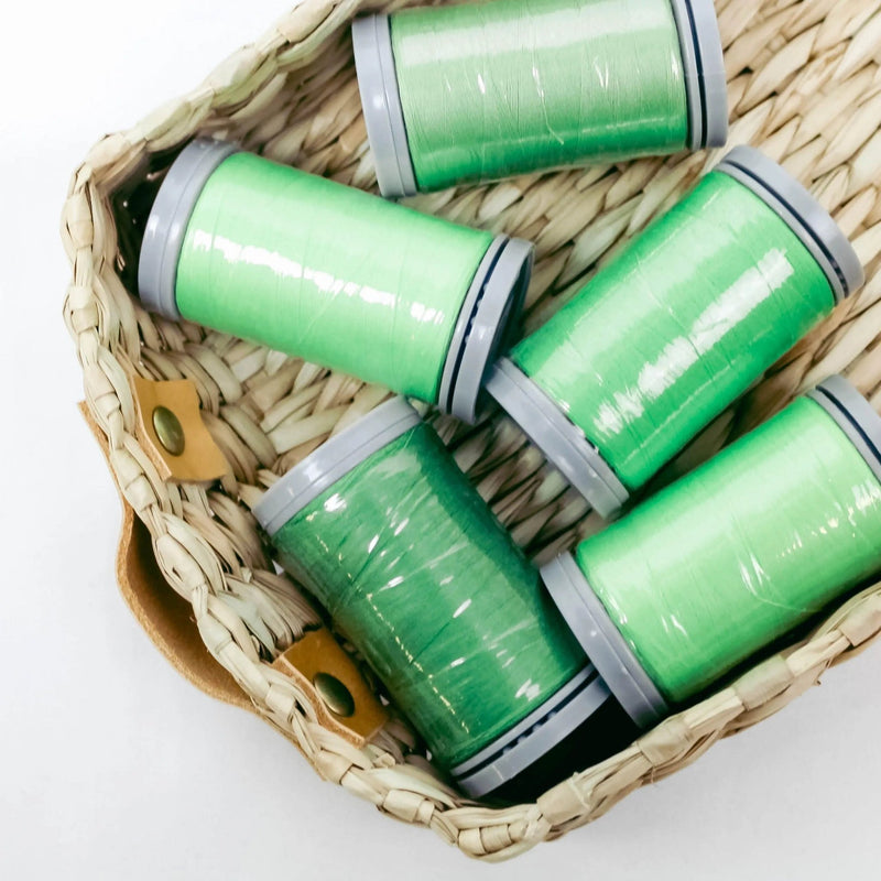 Quilters Select Thread - Tube of 5 colors 400M - LIMON GRASSHOPPER SPRING GRASS CHARTREUSE TURTLE GREEN - Choice FabricsRNKDS-QST60-TUBE4