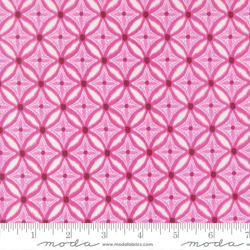 Reef Medallion Magenta Cotton 44"/45" Fabric Per Yard - Choice Fabrics27346-17