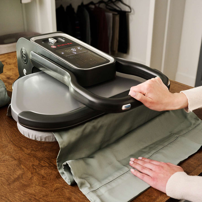 SINGER PROFESSIONAL™ Steam Press 20 inch - Choice Fabrics220042112