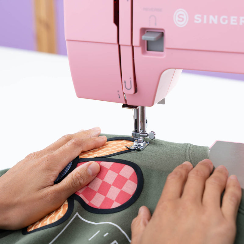 SINGER® Heavy Duty 4411 Pink Sewing Machine - Choice Fabrics230627112