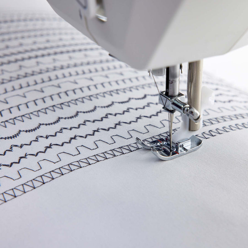 HUSQVARNA® VIKING® ONYX™ 15 Sewing Machine - Choice Fabrics957410112